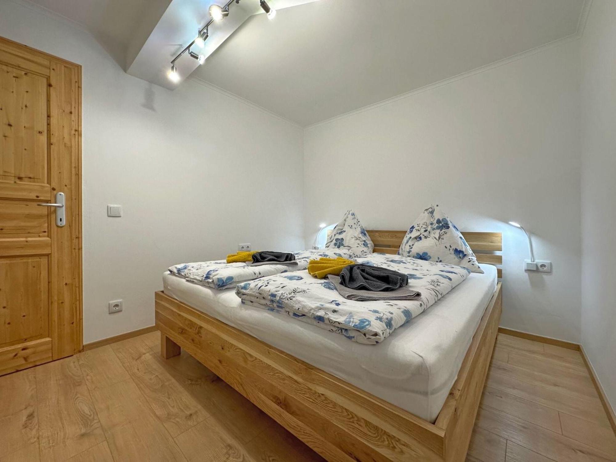 Fantastic With Terrace Apartment
