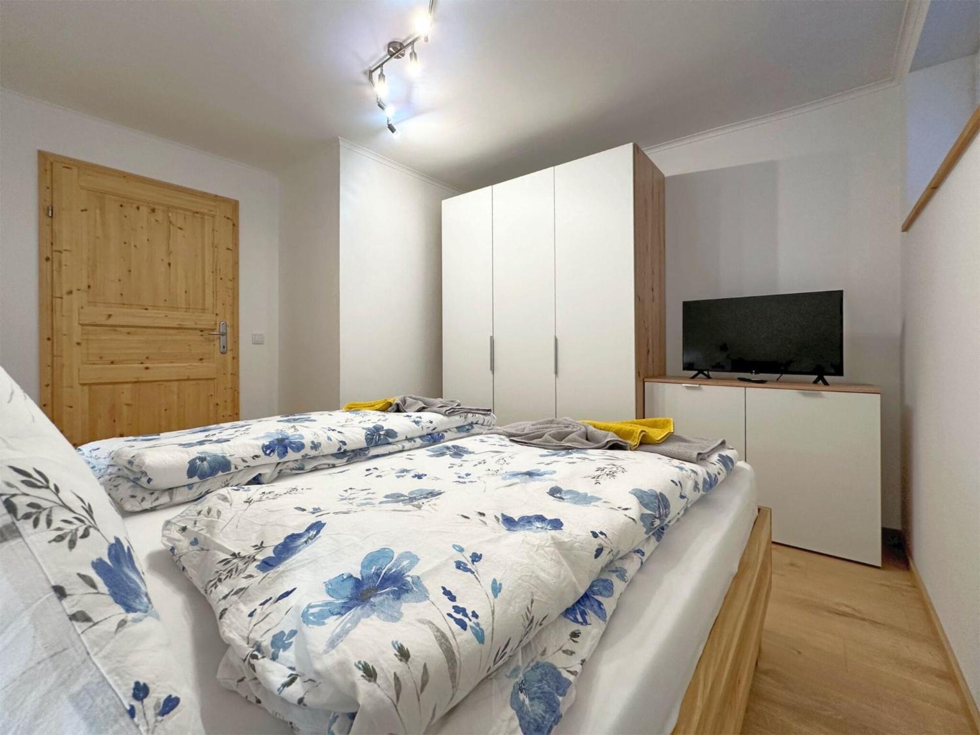 Fantastic With Terrace Apartment